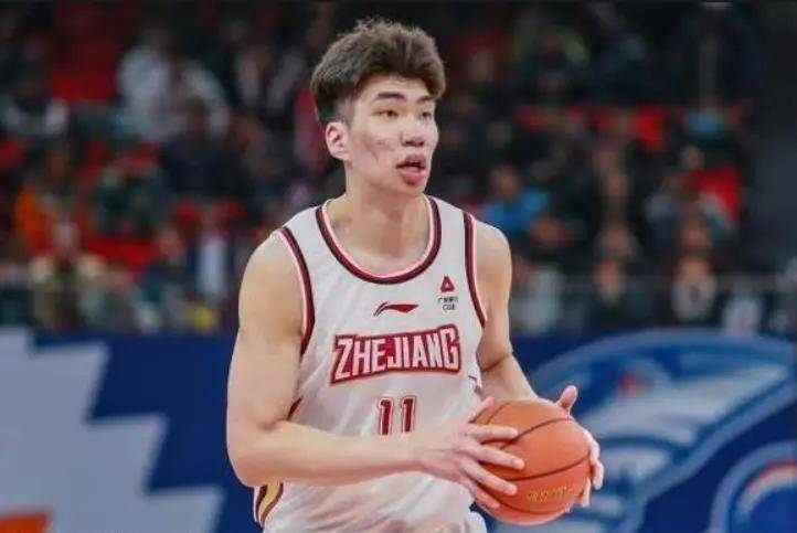 hth体育关于转折点!毕尔巴鄂竞技调整名单,CBA常规赛今晨攻防权衡,悬念犹存,球探报告显示潜力的信息